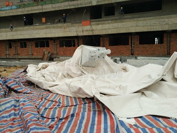 南昌體育館膜結(jié)構(gòu)安裝-燁興膜結(jié)構(gòu) 南昌體育館膜結(jié)構(gòu)安裝.jpg