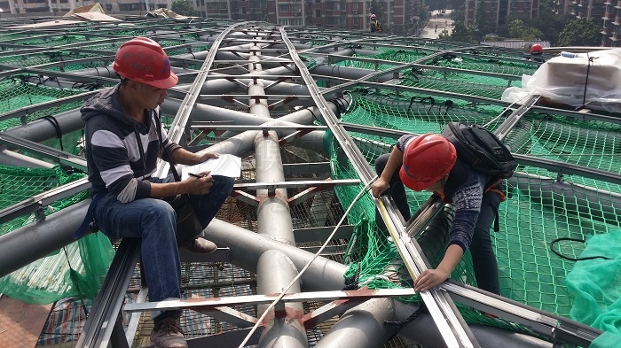 ETFE膜結(jié)構(gòu)安裝測(cè)量-燁興膜結(jié)構(gòu) ETFE膜結(jié)構(gòu)安裝測(cè)量.jpg